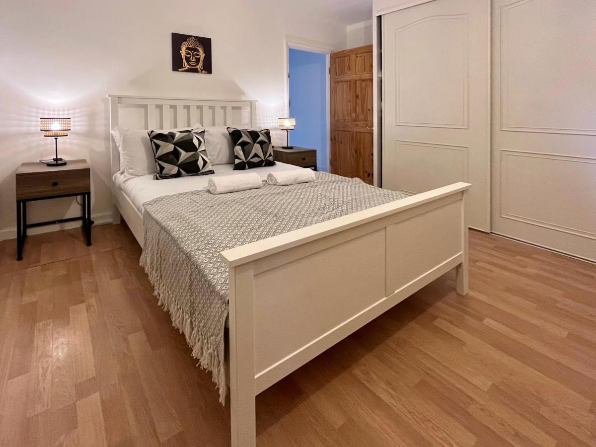 Maria's House In East London Apartment Dagenham
