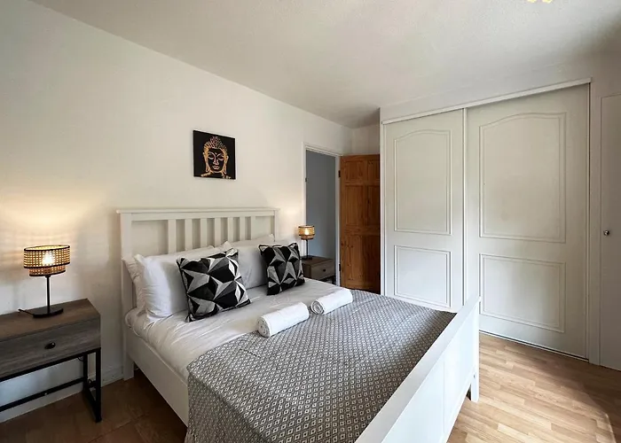 Maria\'S House In East London